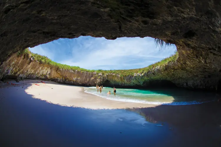 3_Playa_Del_Amor_ekolojik_turizm_6