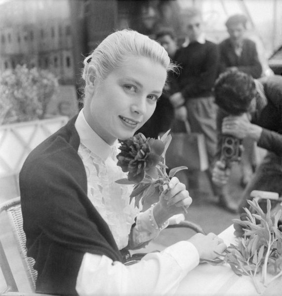 Grace-Kelly-attended-film-festival-1955
