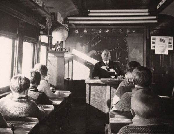 Tren-içerisinde-bulunan-sınıf-Kanada-1932