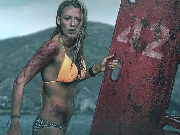 blake-lively-uses-swimming-and-kettle-bells-to-stay-in-amazing-shape.jpg