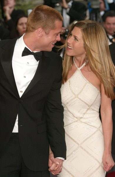 -couple-Brad-Pitt-Jennifer-Aniston-beamed-red-carpet