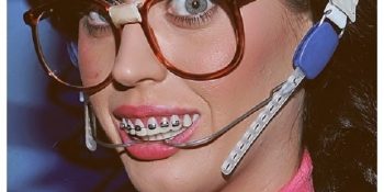 Sadece Diş Teli Kullanan İnsanların Anlayabileceği 10 Dram Gibi Olay