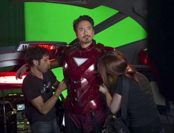 iron-man-suit-up-behind-the-scenes-of-the-avengers-movie