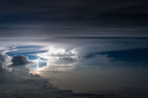 pilot-clouds-lightning-night-skies-santiago-borja-lopez-23-591954e15c007__880