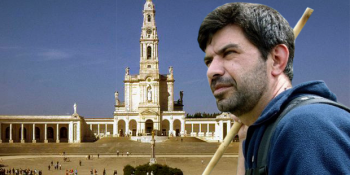 Ücret Karşılığında İbadet İçin Başkalarının Adına Kiliseye Yürüyen Girişimci