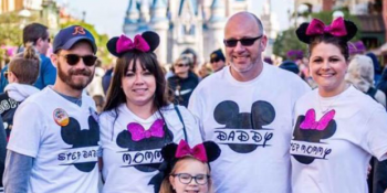 İlk Eşlerle Büyük Bir Aile Olunabileceğini Gösteren Anne Baba ve Yeni Eşleri