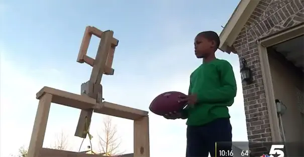 10-old-student-device-children-hot-car-lifesaving-invention-10-1