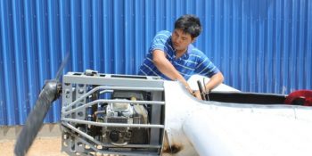 Youtube’da İzlediği Videolarla Uçak Yapan Araba Tamircisinin Azim Dolu Hikayesi