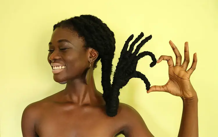 The-Ivorian-artist-sculpts-his-hair-to-match-the-expressions-in-his-mind-593edc9fbfc89__880