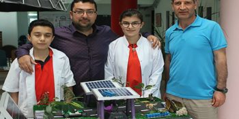 Dahi Öğrencilerden Metrobüslerde Tasarruf Sağlayan Güneş Enerjili Proje
