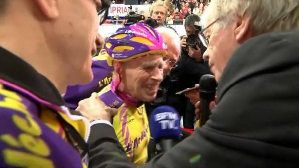 robert-marchand-after-setting-105-age-group-hour-record-source-bfm-tv-twitter