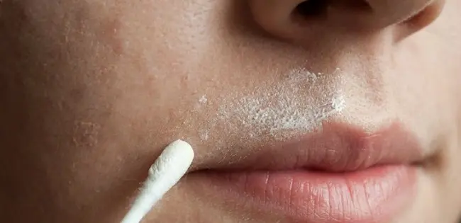 12576110-facial-1487578639-650-8772e9eb50-1490774639