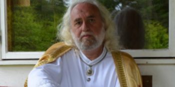 Cezaevine Girdikten Sonra Mesih Olup Gökten Geldiğini İddia Eden İlginç Karakter: Hasan Mezarcı