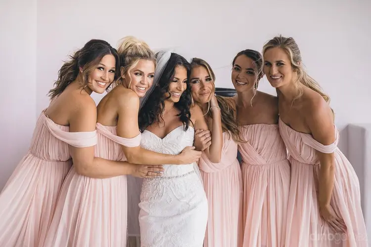 bridesmaids-bride-group-photo-before-wedding-Top-Cabo-Wedding-Photographer-Dino-Gomez-125