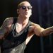 İntihar Eden Linkin Park Solisti Chester Bennington’un Azim Dolu Yaşam Hikayesi