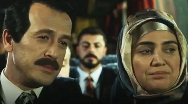 reis-filminin-yapimcisi-gozaltina-alindi-319332-5