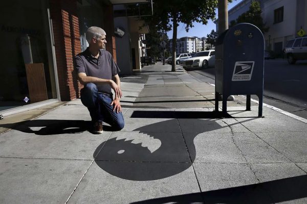 1-fake-shadow-street-art-damon-belanger-redwood-california-2-599bf26952035__880