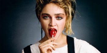 Popun Kraliçesi Madonna’dan Her Kadının Kulağına Küpe Yapması Gereken 15 Söz