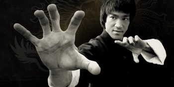 Küçük Ejder Bruce Lee’nin Filmlerindeki Kadar Esaslı Olduğunu Gösteren Hayat Hikayesi