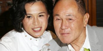 Lezbiyen Kızını Evlenmeye İkna Edecek Erkeğe Bir Servet Vadeden Çinli İş Adamı