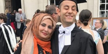 Cambridge’i Birincilikle Bitiren Iraklı Görme Engelli Gencin Takdir Edilesi Hikayesi