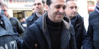 Dansçı Lakaplı Hukuk Mezunu İtalyan Mafya Babasının Kitap Sevgisinin Şaşırtıcı Hikayesi