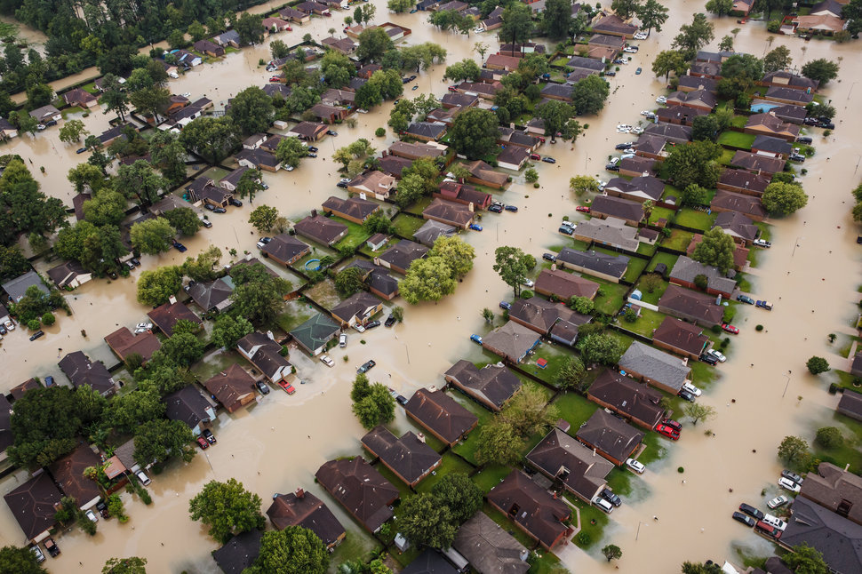 HOUSTON, TEXAS -- TUESDAY, AUGUST 29, 2017: Residential neighborhoods near the Interstate 10 sit in floodwater in the wake of Hurricane Harvey on August 29, 2017 in Houston, Texas. (Marcus Yam / Los Angeles Times)