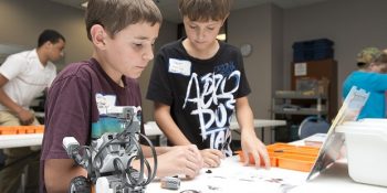 Türkiye’de Eğitim Müfredatına Acilen Eklenmesi Gereken 10 Ders