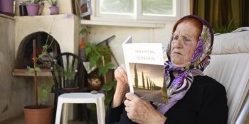 85 Yaşında Üçüncü Kitabını Yazan Şefika Nine’nin Azim Dolu Yazarlık Hikayesi