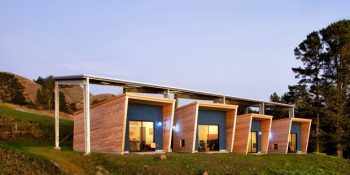 Doğayla İç İçe Sessiz Bir Ortamda Yazarlar İçin Özel Olarak Tasarlanan Kulübeler