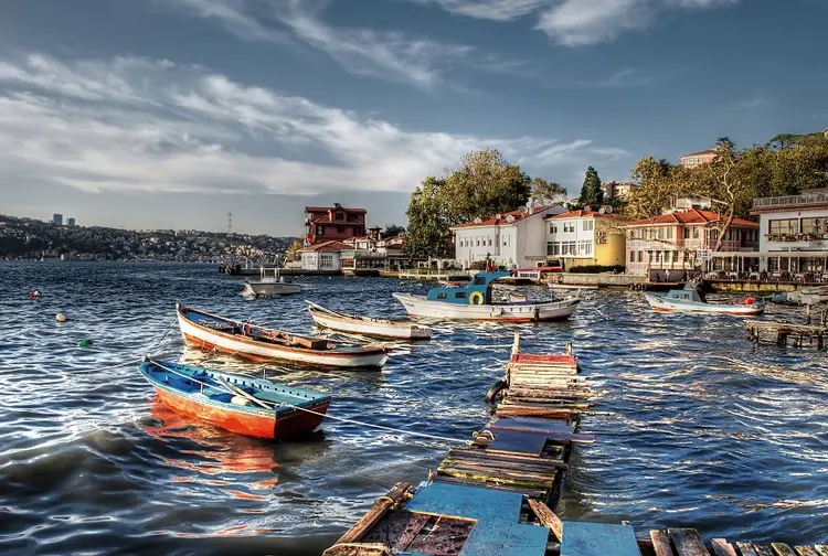 1. Çengelköy’deki köşkte başlayan yaşam