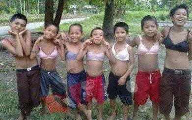 Bocah_berkutang