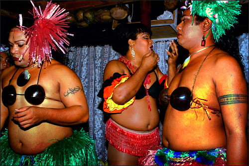 Faafafine-third-gender-specific-to-Samoan-cultur