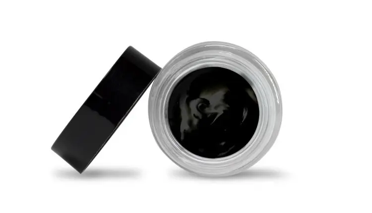 eyeliner
