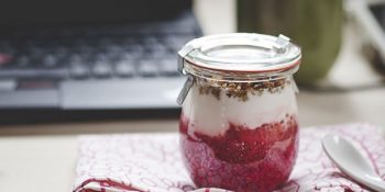 Gün İçinde Karnınız Zil Çaldığında Hayat Kurtarıcı Olacak 7 Besleyici Yiyecek