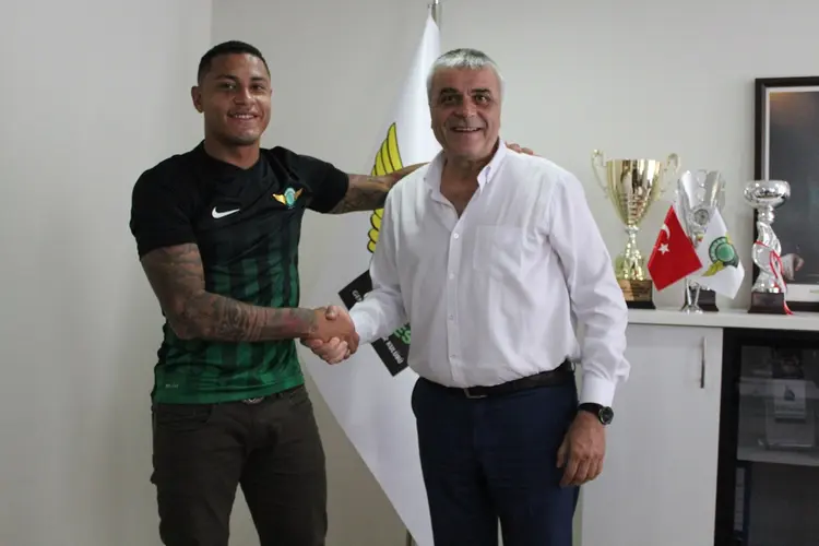 paulo-henrique-akhisar-da-2780