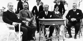 Mustafa Kemal Atatürk ve “Başkomutan Yaversiz Gidemez!” Diyen Yoldaşı Salih Bozok