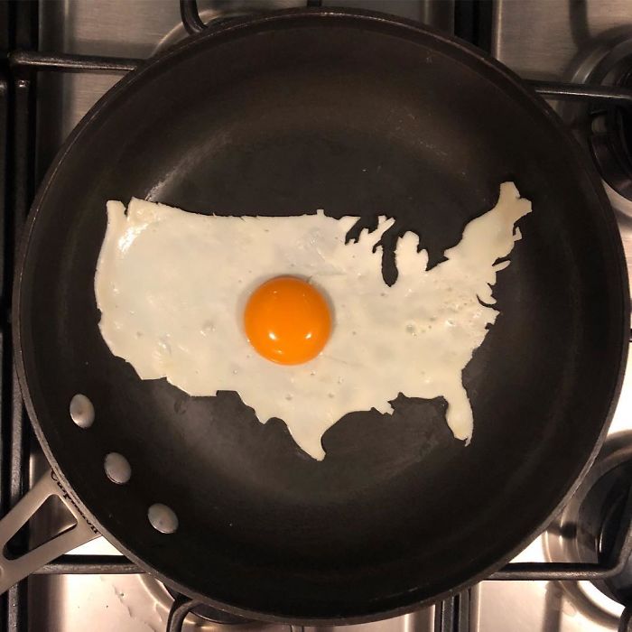 Mexican-artist-turns-eggs-into-amazing-works-of-art-and-youre-sure-to-want-one-of-those-at-breakfast-5a4362b689053__700