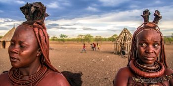 Himbalar: Oldukça İlginç Bir Doğum Geleneğine Sahip Dünyanın En Sevgi Dolu Kabilesi