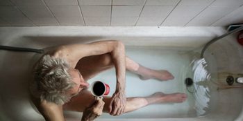 Biriktirme Aşkı Yüzünden Küvette Yaşamaya Başlayan Bir Adam: George Fowler