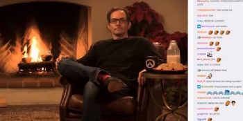 On Binlerce Kişiye Canlı Yayında Hiçbir Şey Yapmadan Saatlerce Kendisini İzleten Adam