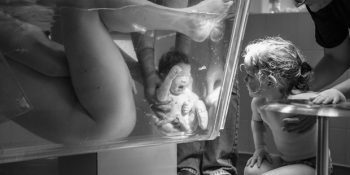 Annelerin Ne Kadar Güçlü Olduğunu Kanıtlayan 2018’in En İyi 21 Doğum Fotoğrafı