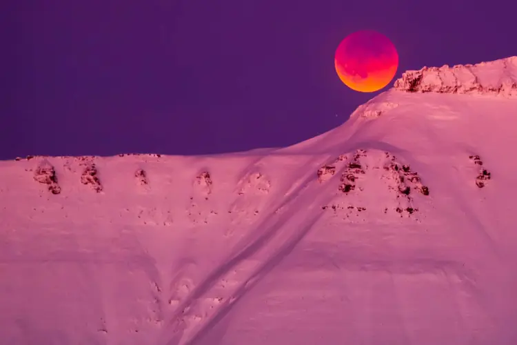 moon-3
