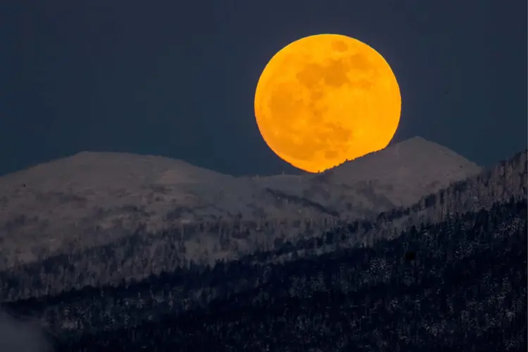 moon-5