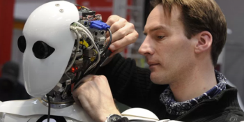 Geleceğin Meslekleri; Hızla Gelişen Dünyaya Uyum Sağlayabilecek 21 Meslek