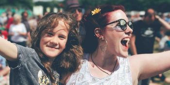 Farklı Burç Özelliklerinize Göre; Nasıl Bir Annesiniz?