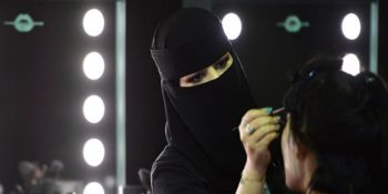 Görmeye Alışkın Olmadığımız Bir Manzara: Suudi Arabistan’ın Kadınlara Özel Moda Haftası
