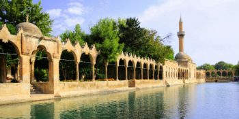 Hisse Sahibi Tarafından İnternette Satılığa Çıkarılan Tarihi Değer Balıklıgöl