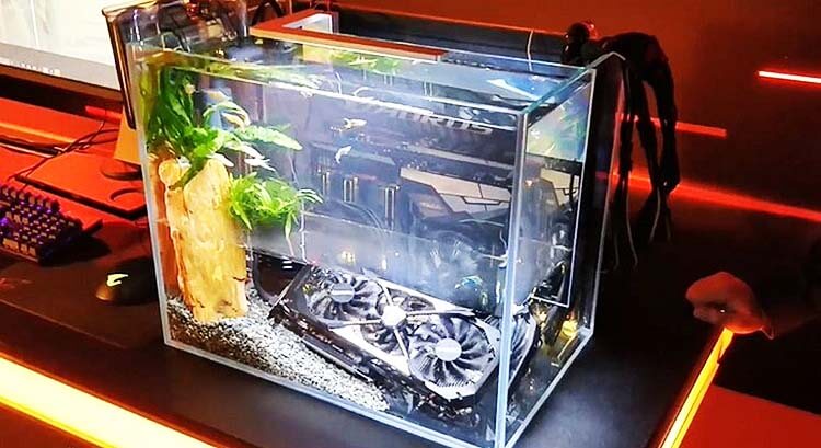 ilginç bilgisayar kasaları gigabyte fish tank