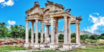 UNESCO Dünya Mirası Listesi’nde Bulunan Aydın’daki Afrodisias Antik Kenti Hakkında 10 Bilgi